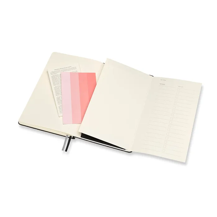 Libreta LogBook Arte Negra Grande Con Hoja Punteada y Pasta Dura